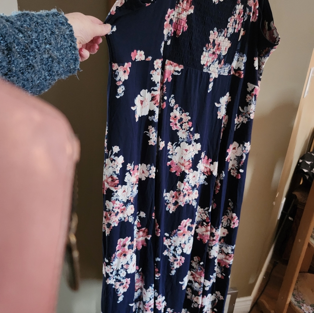 Michel Studio Navy Floral Dress with Pink and White Flowers. - Picture 8 of 8